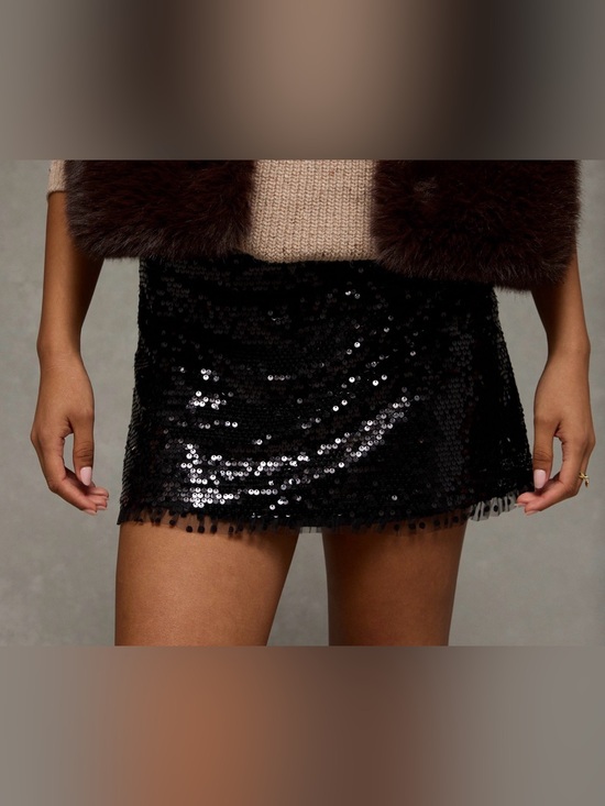 American Eagle Outfitters Dresses & Skirts - AMERICAN EAGLE IT KNIT MINI SLIT SKORT ✨
